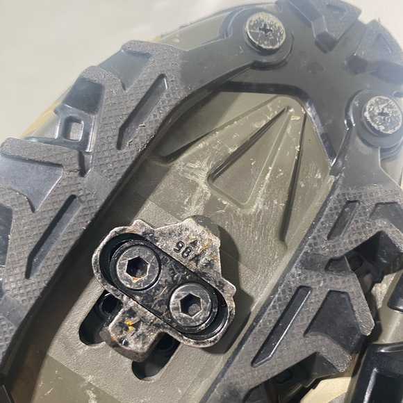 Giro Men's size 12 Cycling Shoes - Black and Tan - Picture 9 of 14